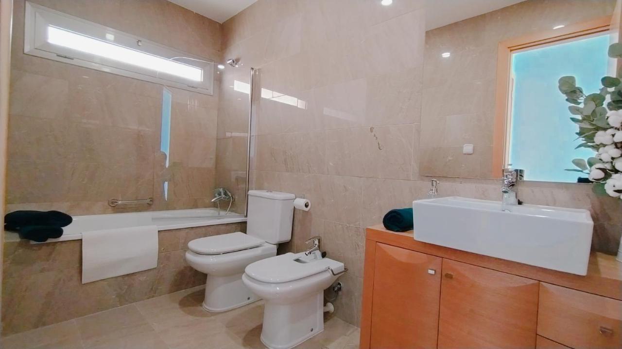 فيلا Casa La Xiqueta Playa,160M2,Vistas Al Mar+Wifi Peñíscola المظهر الخارجي الصورة